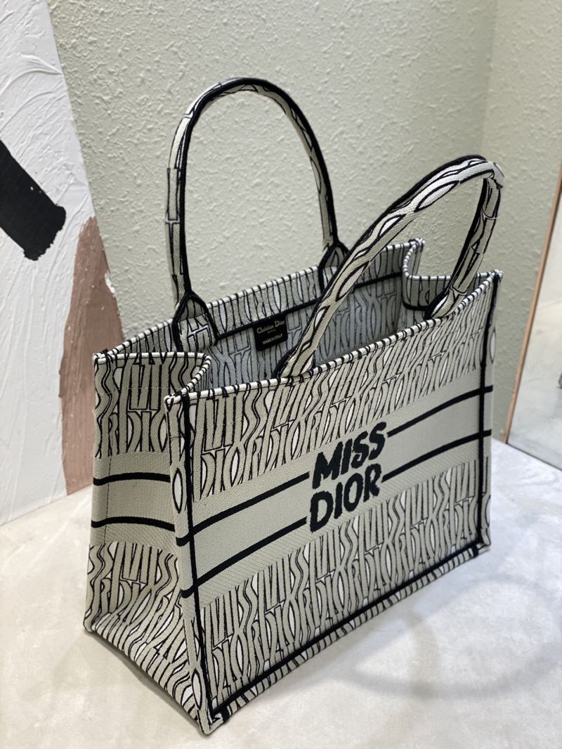 chr1st1an D10r shopping bags